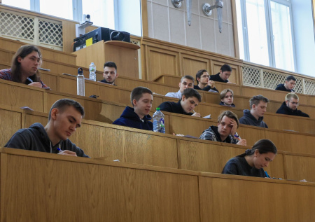 Ректор Финансового университета ответил на жалобу абитуриента с 310 баллами