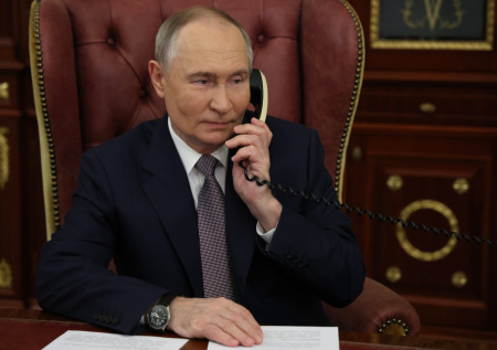 Путин и Алиев обсудили международную повестку
