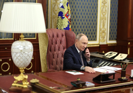 Путин и Алиев отметили конструктивный характер связей двух стран