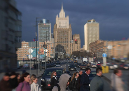 В Москве резко ухудшится погода и обрушится град с ветром