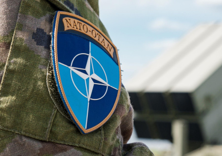 НАТО бросилась наращивать производство взрывчатки после 40-летнего перерыва
