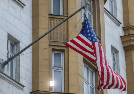 Посольство РФ назвало антироссийские санкции медвежьей услугой для США