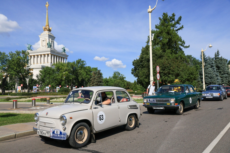 Финал Кубка Москвы по ретроралли на автофестивале ВДНХ «ПроДвижение»