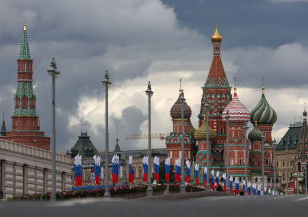 В центре Москвы на Красной площади заметили задымление
