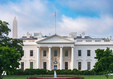 США решили окончательно отстраниться от помощи Украине