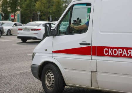 Восьмилетний мальчик на электросамокате попал под колеса ВАЗа