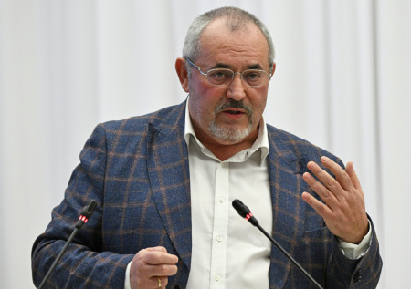 Надеждин засветился в Европе