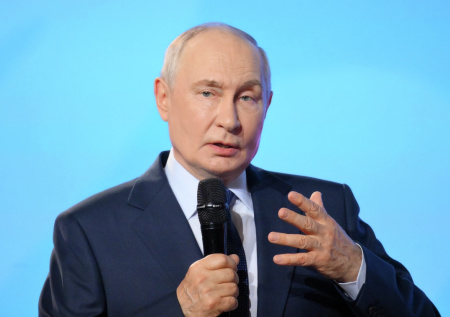Путин прилетел в Красноярск