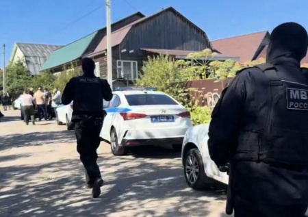 Полиция задержала 60 человек в ходе рейда в кочевых поселениях Ленобласти