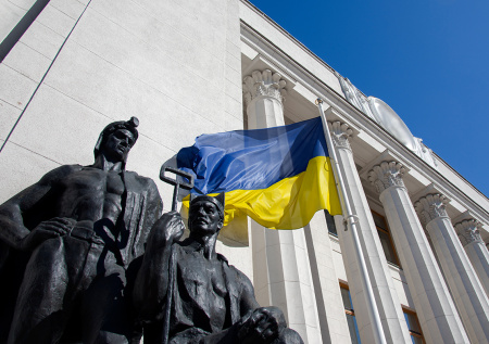 Экс-нардеп ответил, кто может возглавить Украину после наступления мира