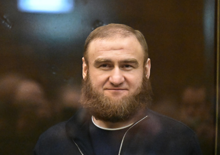 Пожизненно осужденный экс-сенатор объявил голодовку