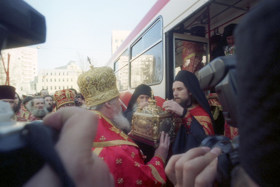 Прибытие ковчега с мощами великомученика и целителя Пантелеймона, 1996 год