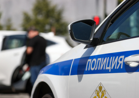 На месте пожара на АЗС в Ростове развернули мобильную приемную полиции