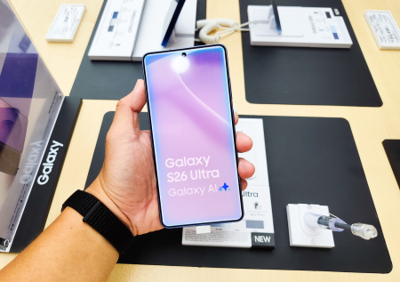Samsung начала готовить решение проблемы краснеющих экранов