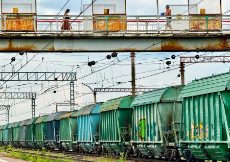 Дорожного мастера осудили за сход вагонов грузового поезда