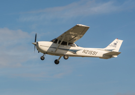 Кобзев назвал причину аварийной посадки самолета Cessna в тайг