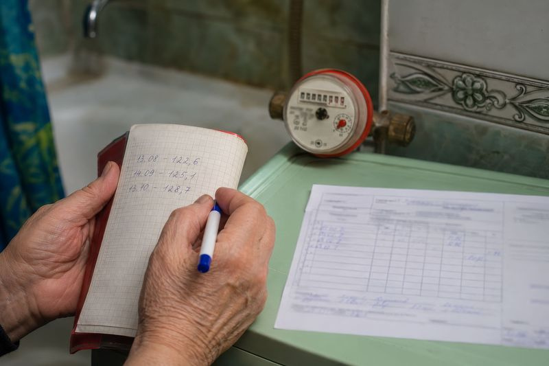 Отключение горячей воды: правила автоматического перерасчета с августа
