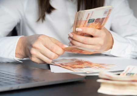 Мошенники выманили у россиянки 9 млн рублей через Пенсионный фонд