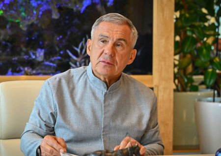 Минниханов дал важное поручение кабмину после атаки БПЛА