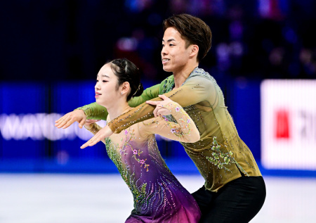 Чемпионка Японии по фигурному катанию сломала ногу перед турниром