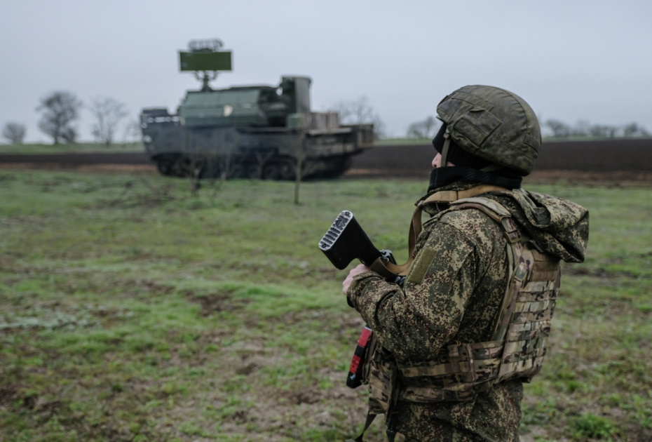 Боевая работа расчета зенитного ракетного комплекса «Тор-М2» ВС РФ