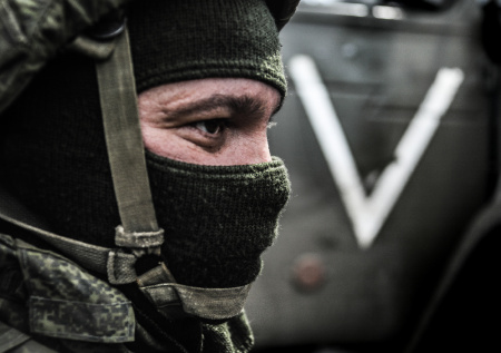 Военнослужащим и их семьям стала доступна помощь психологов на Госуслугах