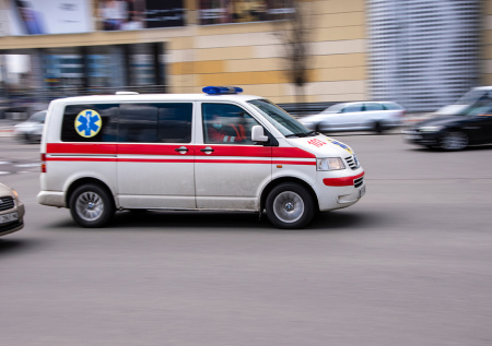 Водителя Красного Креста на Украине забрали в военкомат «за пьянку»