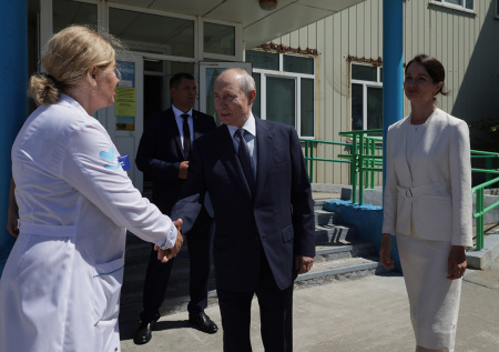 На Итуруп готовят отправку машины скорой после жалоб Путину
