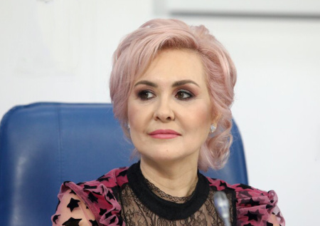 Извинения перед Шепсом, цена прогнозов, дети: как живет Василиса Володина