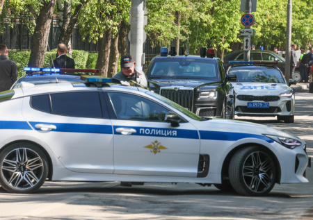 Подросток попытался сбежать от полиции на машине с необычными номерами