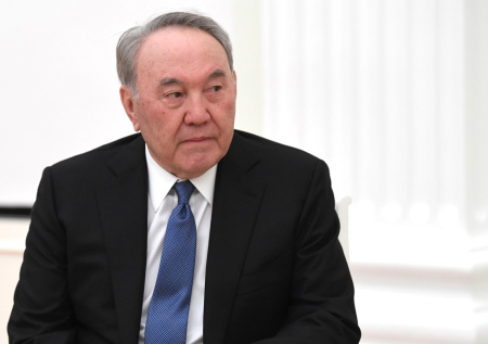Назарбаев лишился права выступать с идеями о внешней политике
