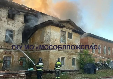 Жильцы дома в Серпухове оказались в опасности из-за пожара