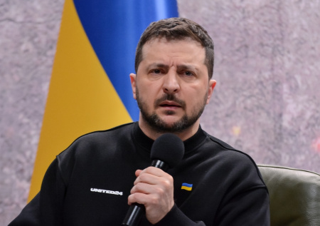 Зеленскому предрекли коррупционный скандал из‑за увольнения Мудрой