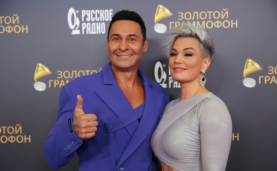 Стас Костюшкин с женой Юлией