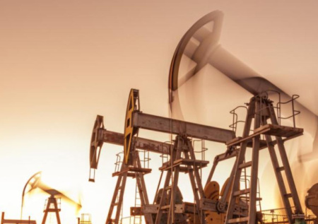 Иран оказался на грани полной остановки экспорта нефти