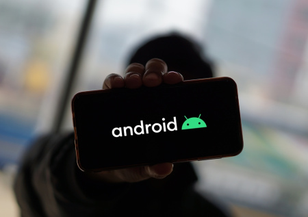 Google ввел новые ограничения для установки приложений из APK-файлов
