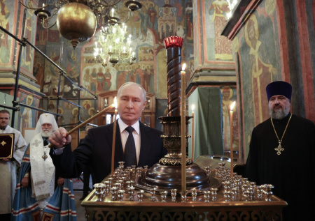 Путин назвал чудом обретение мощей святого князя Дмитрия Донского
