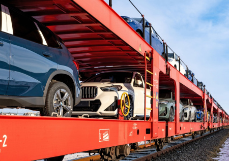 Япония установила новый рекорд по поставкам легковых авто в Россию