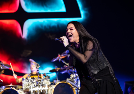 Вокалистка Evanescence раскрыла историю написания главного хита