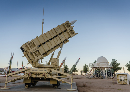 США израсходовали половину ракет Patriot и THAAD