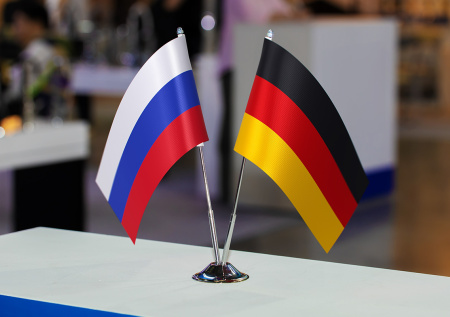 Власти ФРГ ищут способы ограничить работу Русского дома