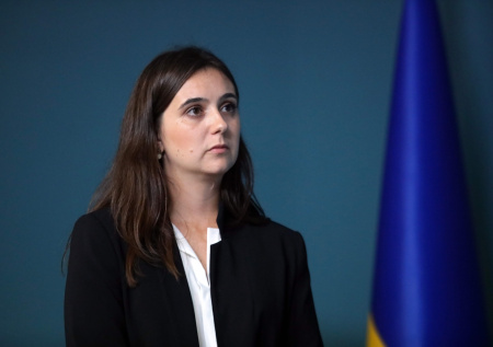«Нужно умолять»: Мендель назвала единственный способ спасения Украины