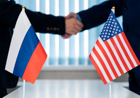 Кандидат в президенты США указала на общность россиян и американцев