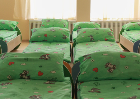 В детском саду Дагестана обрушился потолок на кровати