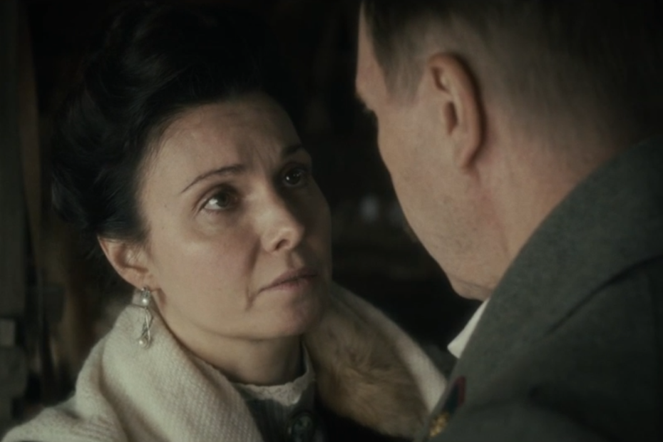Александра Урсуляк в кадре из сериала «Арсеньев»