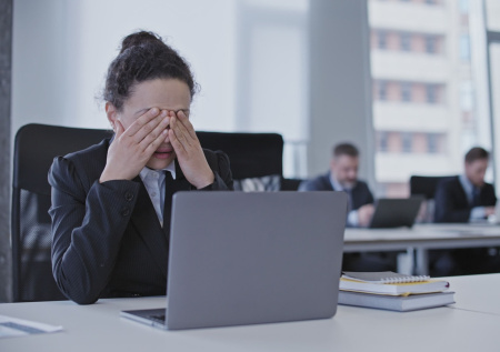 HR-эксперт ответила, могут ли работника не отпустить на похороны