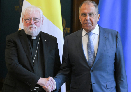 Ватикан выступил с новым заявлением об Украине