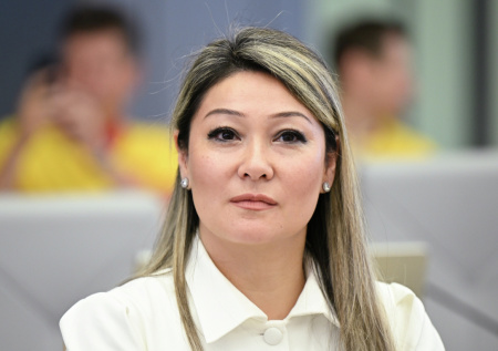 «Мир молчит о нацизме»: Марина Ким о сущности «Азова», материнстве, зумерах