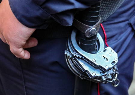 Трех человек задержали за помощь телефонным мошенникам под Владимиром