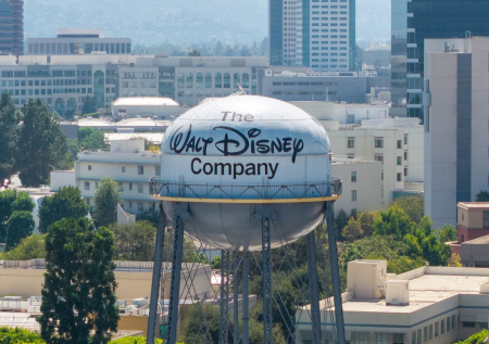 Актриса Disney заявила о насилии на съемках